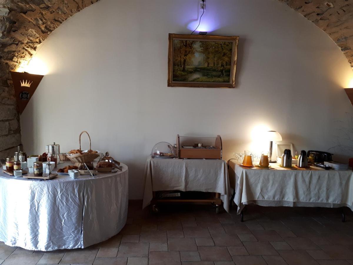 Auberge De La Couronne Lablachere Luaran gambar